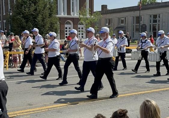 dan-lex-23-parade-03